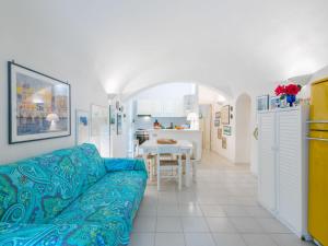 Η κουζίνα ή μικρή κουζίνα στο Holiday Home Antico Frantoio by Interhome