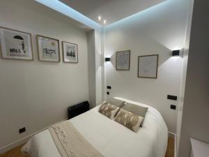 Легло или легла в стая в Petit appartement au coeur de Paris