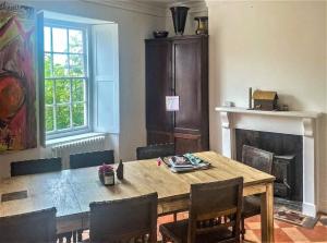 Fotografie z fotogalerie ubytování Milverton Georgian Gem with Boho Vibe v destinaci Milverton