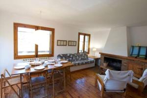 A seating area at Casa 4 vents