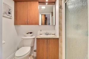 Gallery image of Chalet Saint-Sauveur with heated pool during Summer and Ski in Ski out! in Saint-Sauveur-des-Monts +22 photos