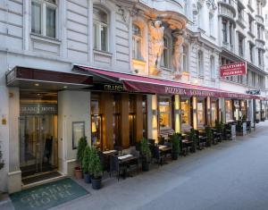 The building in which a szállodákat is located