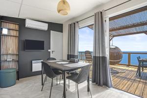 Imagem da galeria de Bungalow avec terrasse vue mer em Saint-Raphaël