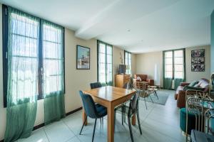 Гостиная зона в Suites Coronell d'En Vila