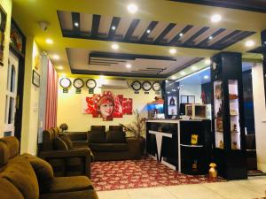 Area soggiorno di Yeti Cozy Hotel