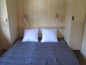 Postel nebo postele na pokoji v ubytování Camping la Borie Basse