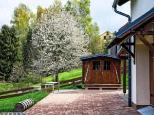Zahrada ubytování Apartment Pod Černou Studnicí-3 by Interhome