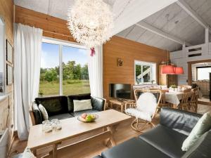 Et opholdsområde på Holiday Home Oddger - all inclusive - 250m to the inlet by Interhome