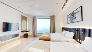 Gallery image of Penthouse with private pool and maid service in Dubai