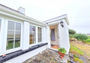 The building in which the holiday home is located