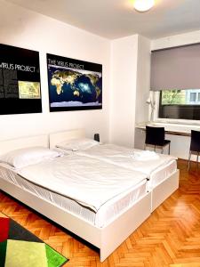 Postel nebo postele na pokoji v ubytování Apartment KOZOLEC - best central location