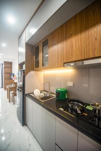 Dapur atau dapur kecil di Lily Home - Confetti Apartment Nguyễn Công Trứ