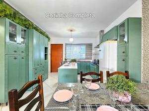 Foto de Casa prox Centro e Cataratas com 3 Quartos 2wc