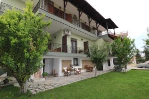 Το κτήριο όπου στεγάζεται  το διαμέρισμα