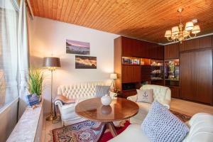 Χώρος καθιστικού στο Ostsee Lodge