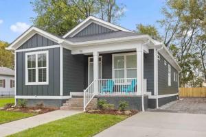 a small house with a gray at Downtown Chattanooga that Sleeps 8 with a Pool Table in Chattanooga