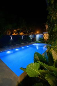 Bazén v ubytování Casa Brisa - WiFi, PISCINA e CAFÉ DA MANHÃ a 520m do CENTRO DE ARRAIAL nebo v jeho okolí