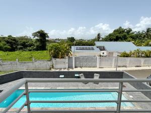 Bassein majutusasutuses Rubis - Vue piscine, balcon, proche Destraland või selle lähedal