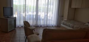 Posezení v ubytování Apartamento Las Golondrinas - Rute - Córdoba