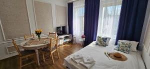 Posteľ alebo postele v izbe v ubytovaní Apartament Gdańska 19 blisko morza