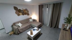 Cama o camas de una habitación en CASA JOSE "Acogedor Apartamento cerca de la playa"