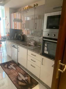 Kuhinja oz. manjša kuhinja v nastanitvi Nassali-Luxurious appartement in casablanca