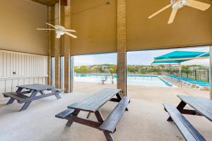 Πισίνα στο ή κοντά στο Lago Retreat