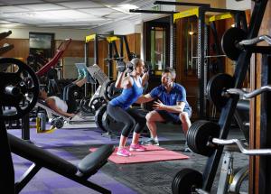 Fitnes oz. oprema za telovadbo v nastanitvi Killashee Hotel