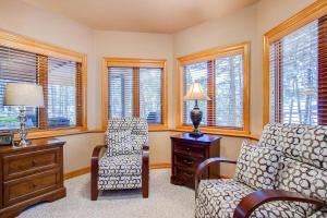 Fox Run Lux Private Suite Nature Views Aplus Spot的休息区
