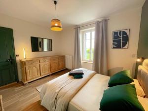 Galeriebild der Unterkunft Gîte rénové avec billard, baby-foot, jardin clos, recharge VE, proche châteaux de la Loire - FR-1-381-575 in Courçay + 12 Fotos