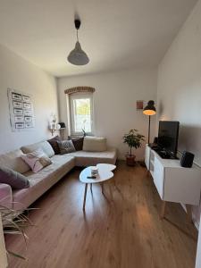 Sweet Apartment for Friends and Family in Valpolicella tesisinde bir oturma alanı