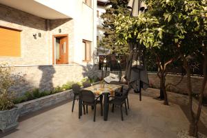 Gallery image of VILA Eljus in Durrës