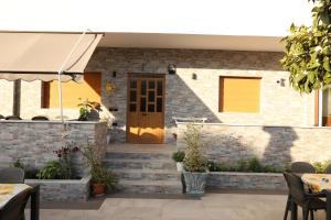 Gallery image of VILA Eljus in Durrës