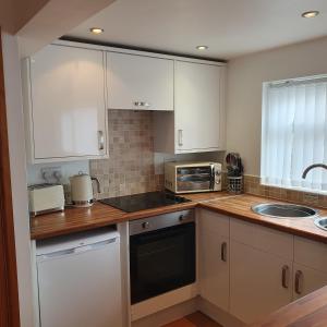 Køkken eller tekøkken på Chynoweth Mews + 3 billeder