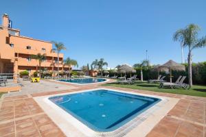 Swimmingpoolen hos eller tæt på Casa Sol