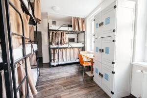 Kuchyňa alebo kuchynka v ubytovaní Hostel Mandarinka