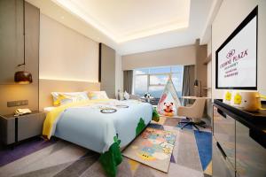 Postel nebo postele na pokoji v ubytování Crowne Plaza Dujiangyan by IHG