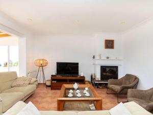 Et opholdsområde på Holiday Home Palmar by Interhome