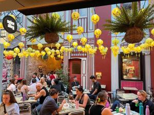 Restaurant o iba pang lugar na makakainan sa 3 Bdrms Sydney CBD & Central station & Chinatown
