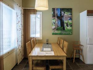 Kuchyň nebo kuchyňský kout v ubytování Holiday Home Vuokatinranta suite 2 d by Interhome