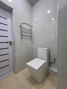 Koupelna v ubytování PrimeStay - 2 Bedroom Apt - SmartCity Samarkand