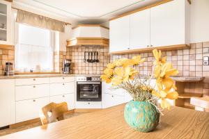 Kuchnia lub aneks kuchenny w obiekcie Chalet Matzhof