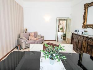Posezení v ubytování Villa Le Rondini by Interhome