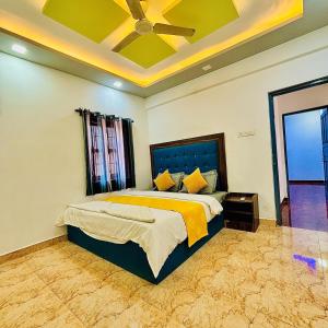 Фотография из галереи The Grey Villa - Private Pool - 100 Mtr Beach Walking в Калангуте