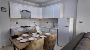 Kuchyň nebo kuchyňský kout v ubytování White Bay Resort