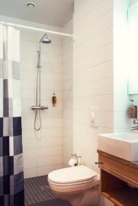 Un baño de Hotel Lotus