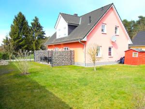 Το κτήριο όπου στεγάζεται  το διαμέρισμα