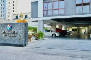 Φωτογραφία από το άλμπουμ του Pentafield City Residence σε Amphoe Phra Khanong