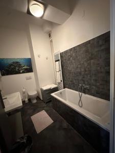 A bathroom at Chiossetto House