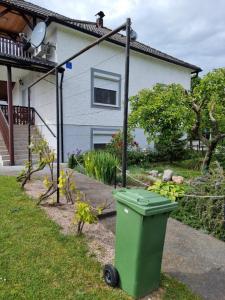 Vonkajšia záhrada v ubytovaní Holiday Home